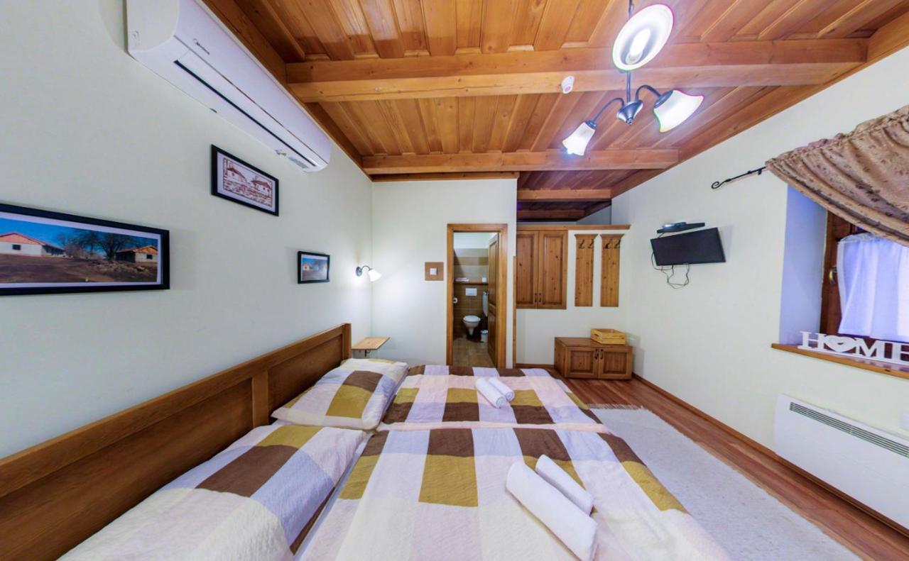 Toth Vendeghaz Es Apartmanhaz Ujfeherto エクステリア 写真