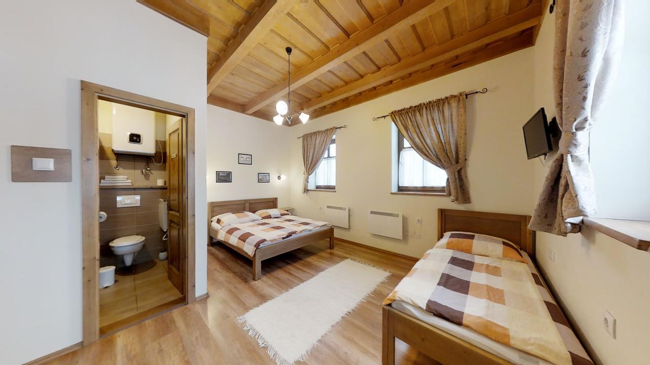 Toth Vendeghaz Es Apartmanhaz Ujfeherto エクステリア 写真