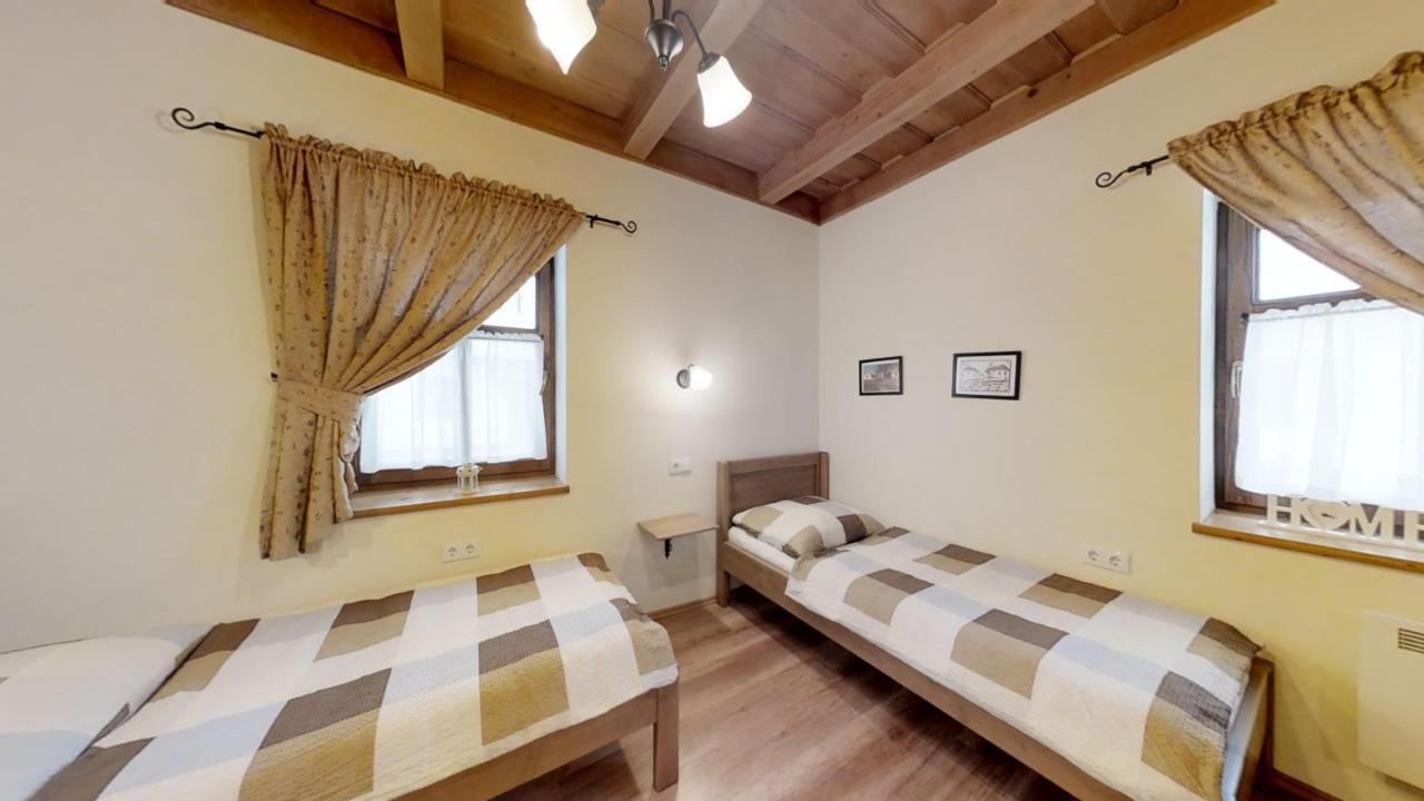 Toth Vendeghaz Es Apartmanhaz Ujfeherto エクステリア 写真